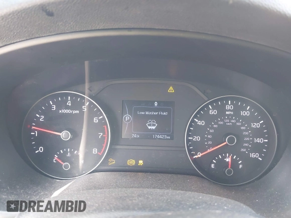 2018 Kia Sportage EX with VIN KNDPN3AC7J7373183, listed as a IAAI auction lot 41169417 with 174,423 mi miles and . Bid and sale history available at DreamBid. Image 7.