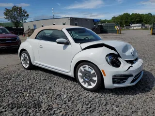 2019 Volkswagen Beetle S с VIN 3VW5DAAT6KM501562, выставлен на аукционе Copart как лот 57631785 с пробегом Не указан миль и Списание • Salvage title. История ставок и продаж доступна на DreamBid. Изображение 4.