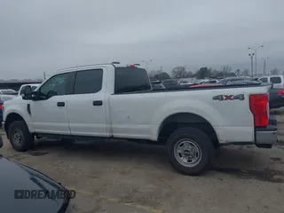 2020 Ford F-250 XL z VIN 1FT7W2B66LEE74858, wystawiony jako IAAI lot #41453320 z przebiegiem 152 935 mil mil oraz . Historia ofert i sprzedaży dostępna na DreamBid. Obrazek 15.