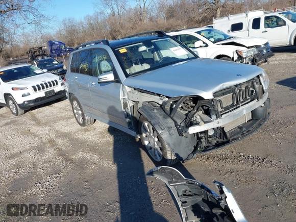 2011 Mercedes-Benz GLK 350 with VIN WDCGG8HB6BF623406, listed as a IAAI auction lot 41693977 with 154,546 mi miles and . Bid and sale history available at DreamBid. Image 1.