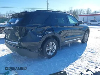 2024 Ford Explorer XLT z VIN 1FMSK8DH0RGA31329, wystawiony jako IAAI lot #41343866 z przebiegiem 20 990 mil mil oraz . Historia ofert i sprzedaży dostępna na DreamBid. Obrazek 4.
