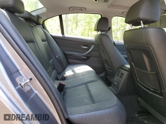 2009 BMW 3 Series 328i xDrive with VIN WBAPK735X9A449375, listed as a Copart auction lot 58939475 with 255,512 mi miles and Non repairable. Bid and sale history available at DreamBid. Image 10.