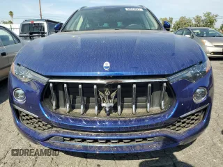 2022 Maserati Levante GT with VIN ZN661XUA0NX407235, listed as a Copart auction lot 60678025 with 16,498 mi miles and Clean title. Bid and sale history available at DreamBid. Image 5.