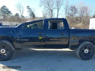 2008 Chevrolet Silverado 1500 LT w/1LT with VIN 2GCEK13M481187828, listed as a IAAI auction lot 41444161 with 264,592 mi miles. Bid and sale history available at carsss.com. Image 13.