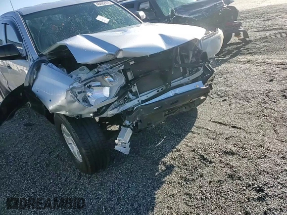 2013 Toyota Tacoma z VIN 5TFUX4EN1DX016584, wystawiony jako Copart lot #48462975 z przebiegiem 130 712 mil mil oraz Szkoda całkowita • Salvage title. Historia ofert i sprzedaży dostępna na DreamBid. Obrazek 11.