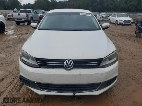 2013 Volkswagen Jetta Sedan SE with VIN 3VWDP7AJ9DM375835, listed as a Copart auction lot 80051974 with 180,645 mi miles and Salvage Title. Bid and sale history available at carsss.com. Image 5.