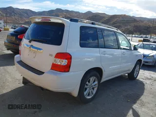 2006 Toyota Highlander z VIN JTEDW21A660002214, wystawiony jako IAAI lot #41273244 z przebiegiem 142 801 mil mil oraz . Historia ofert i sprzedaży dostępna na DreamBid. Obrazek 4.