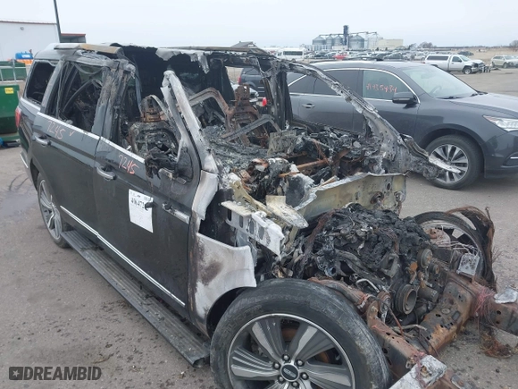 2019 Lincoln Navigator Reserve with VIN 5LMJJ2LT3KEL00715, listed as a IAAI auction lot 40647245 with 1 mi miles. Bid and sale history available at carsss.com. Image 6.