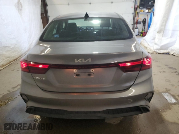 2024 Kia Forte LXS with VIN 3KPF24AD0RE779059, listed as a Copart auction lot 45660095 with 17,721 mi miles and Clean Title. Bid and sale history available at carsss.com. Image 6.