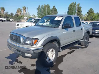 2003 Toyota Tacoma PreRunner z VIN 5TEGN92N63Z152916, wystawiony jako IAAI lot #42153765 z przebiegiem 229 221 mil mil oraz . Historia ofert i sprzedaży dostępna na DreamBid. Obrazek 6.