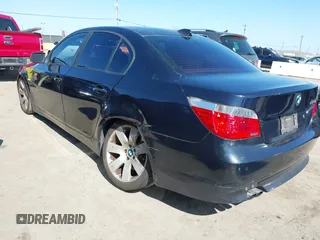 2007 BMW 5 Series 530i with VIN WBANE73587CM58138, listed as a IAAI auction lot 41776425 with 146,104 mi miles. Bid and sale history available at carsss.com. Image 3.