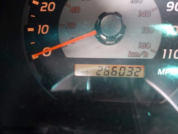 2005 Toyota 4Runner SR5 with VIN JTEBU14R750071095, listed as a IAAI auction lot 41803407 with 266,032 mi miles. Bid and sale history available at carsss.com. Image 15.