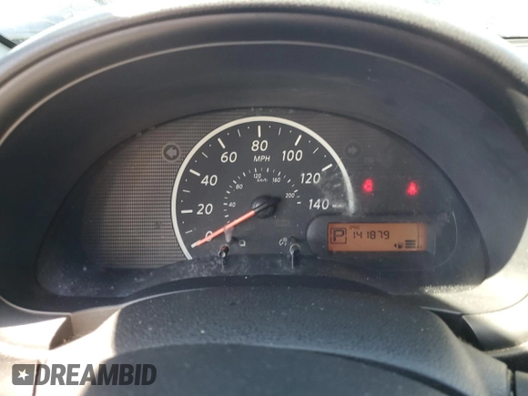 2013 Nissan Versa S Plus z VIN 3N1CN7AP2DL856494, wystawiony jako Copart lot #47130355 z przebiegiem 141 879 mil mil oraz Szkoda całkowita • Salvage title. Historia ofert i sprzedaży dostępna na DreamBid. Obrazek 9.