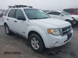 2008 Ford Escape Hybrid z VIN 1FMCU49H58KE45380, wystawiony jako IAAI lot #41868022 z przebiegiem 175 610 mil mil oraz . Historia ofert i sprzedaży dostępna na DreamBid. Obrazek 1.