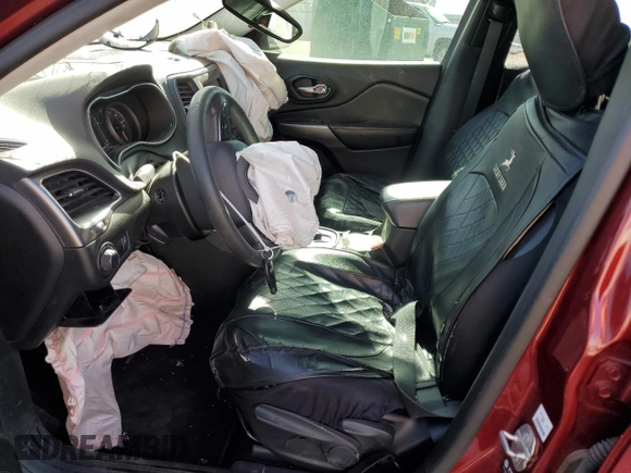 2021 Jeep Cherokee Latitude with VIN 1C4PJLCBXMD192262, listed as a Copart auction lot 57325295 with 208,134 mi miles and Salvage title. Bid and sale history available at DreamBid. Image 7.