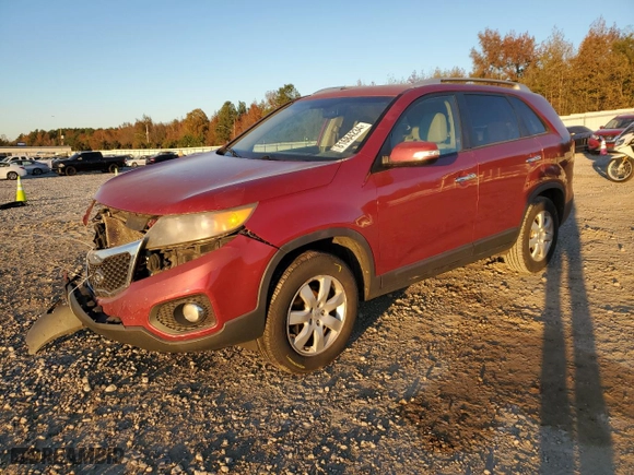 2011 Kia Sorento LX with VIN 5XYKT3A10BG018441, listed as a Copart auction lot 81684234 with 259,941 mi miles and Clean Title. Bid and sale history available at carsss.com. Image 1.