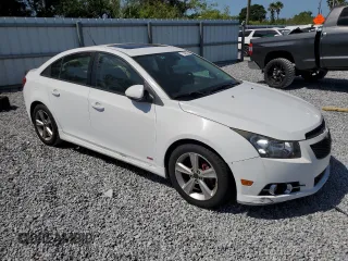 2014 Chevrolet Cruze 2LT z VIN 1G1PE5SB8E7238813, wystawiony jako Copart lot #54631475 z przebiegiem 130 776 mil mil oraz Czysty tytuł • Clean title. Historia ofert i sprzedaży dostępna na DreamBid. Obrazek 4.