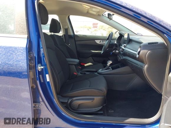 2024 Kia Forte LXS with VIN 3KPF24AD5RE728317, listed as a IAAI auction lot 42205454 with 32,694 mi miles and . Bid and sale history available at DreamBid. Image 5.