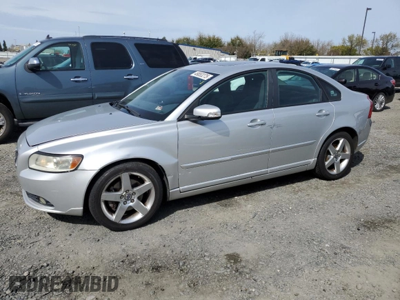 2008 Volvo S40 2.4L with VIN YV1MS390482379790, listed as a Copart auction lot 49853275 with 128,205 mi miles and Salvage Title. Bid and sale history available at carsss.com. Image 1.