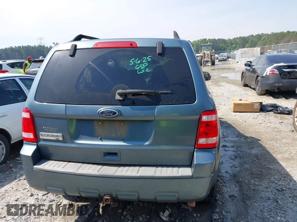 2010 Ford Escape XLT с VIN 1FMCU9D74AKB50014, выставлен на аукционе IAAI как лот 42273459 с пробегом Не указан миль и . История ставок и продаж доступна на DreamBid. Изображение 15.