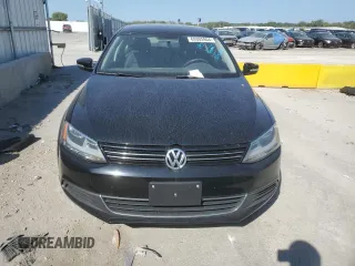 2014 Volkswagen Jetta TDI w/Premium with VIN 3VW3L7AJ2EM392016, listed as a Copart auction lot 69305904 with 111,903 mi miles and Salvage title. Bid and sale history available at DreamBid. Image 5.