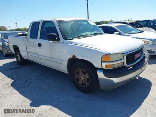 2003 Chevrolet Silverado 1500 LS with VIN 2GCEC19V331221635, listed as a IAAI auction lot 41741397 with 491,899 mi miles. Bid and sale history available at carsss.com. Image 1.