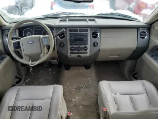 2011 Ford Expedition XL z VIN 1FMJU1G58BEF55442, wystawiony jako Copart lot #45196775 z przebiegiem 165 203 mil mil oraz Czysty tytuł • Clean title. Historia ofert i sprzedaży dostępna na DreamBid. Obrazek 8.