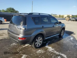 2010 Mitsubishi Outlander SE z VIN JA4AS3AW6AZ018626, wystawiony jako Copart lot #51621035 z przebiegiem 184 953 mil mil oraz Szkoda całkowita • Salvage title. Historia ofert i sprzedaży dostępna na DreamBid. Obrazek 3.