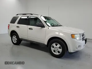 2012 Ford Escape XLT with VIN 1FMCU0DG8CKC60790, listed as a Copart auction lot 55331755 with 192,205 mi miles and Clean title. Bid and sale history available at DreamBid. Image 4.