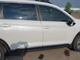 2019 Subaru Ascent Premium with VIN 4S4WMACDXK3442512, listed as a IAAI auction lot 42311693 with 84,490 mi miles and . Bid and sale history available at DreamBid. Image 6.