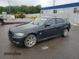 2011 BMW 3 Series 335i xDrive z VIN WBAPL5C51BA920305, wystawiony jako Copart lot #62195025 z przebiegiem Nie podano mil oraz Czysty tytuł • Clean title. Historia ofert i sprzedaży dostępna na DreamBid. Obrazek 1.