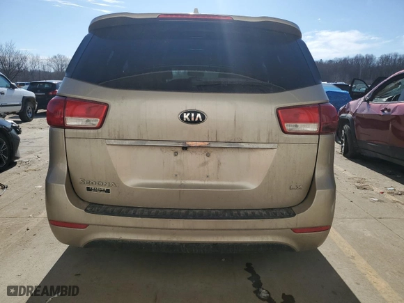 2015 Kia Sedona LX with VIN KNDMB5C15F6069933, listed as a Copart auction lot 46139305 with NaN miles and Salvage Title. Bid and sale history available at carsss.com. Image 6.