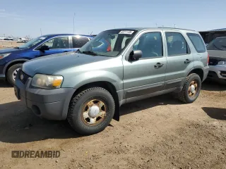 2005 Ford Escape XLS Value with VIN 1FMYU92Z45KE32184, listed as a Copart auction lot 52211135 with 149,533 mi miles and Clean Title. Bid and sale history available at carsss.com. Image 1.
