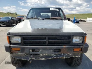 1987 Toyota 4Runner с VIN JT4RN62D3H0161126, выставлен на аукционе Copart как лот 58435425 с пробегом 260 063 миль миль и Чистый • Clean title. История ставок и продаж доступна на DreamBid. Изображение 5.