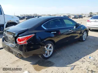2014 Nissan Altima 2.5 SV with VIN 1N4AL3AP3EC400848, listed as a IAAI auction lot 41702231 with 246,548 mi miles. Bid and sale history available at carsss.com. Image 4.