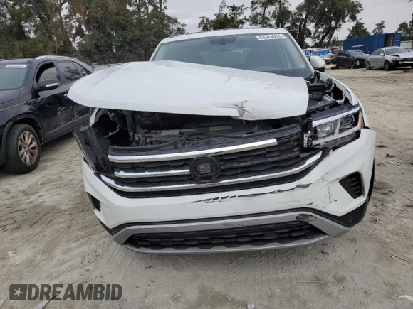 2022 Volkswagen Atlas SE with VIN 1V2JP2CA2NC560333, listed as a Copart auction lot 83324074 with 53,579 mi miles and Salvage title. Bid and sale history available at DreamBid. Image 5.