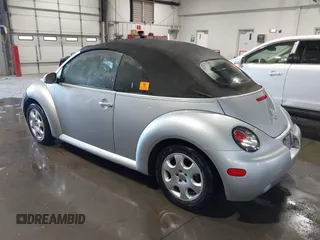 2003 Volkswagen Beetle GLS с VIN 3VWCK21Y53M311932, выставлен на аукционе IAAI как лот 42467585 с пробегом 145 346 миль миль и . История ставок и продаж доступна на DreamBid. Изображение 3.