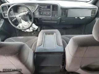 2002 GMC Sierra 1500 SLE with VIN 2GTEC19V921364698, listed as a Copart auction lot 83564604 with 276,828 mi miles and Salvage Title. Bid and sale history available at carsss.com. Image 8.