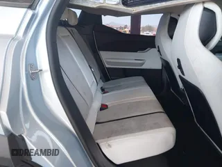 2023 Fisker Ocean One с VIN VCF1ZBU28PG002131, выставлен на аукционе IAAI как лот 42767500 с пробегом Не указан миль и . История ставок и продаж доступна на DreamBid. Изображение 8.