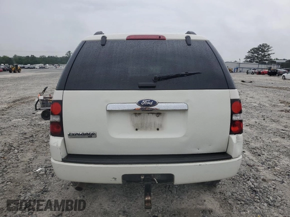 2010 Ford Explorer XLT z VIN 1FMEU6DE8AUA76347, wystawiony jako Copart lot #55499895 z przebiegiem 247 408 mil mil oraz Szkoda całkowita • Salvage title. Historia ofert i sprzedaży dostępna na DreamBid. Obrazek 6.