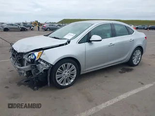 2013 Buick Verano with VIN 1G4PP5SK0D4228466, listed as a IAAI auction lot 42072670 with 72,290 mi miles. Bid and sale history available at carsss.com. Image 2.