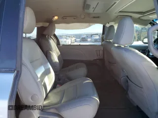 2017 Toyota Sienna XLE with VIN 5TDDZ3DC7HS153013, listed as a Copart auction lot 41402205 with 89,466 mi miles and Salvage title. Bid and sale history available at DreamBid. Image 11.