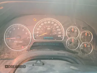 2005 GMC Envoy SLT with VIN 1GKDT13S852185958, listed as a Copart auction lot 68736194 with 225,398 mi miles and Salvage Title. Bid and sale history available at DreamBid. Image 9.