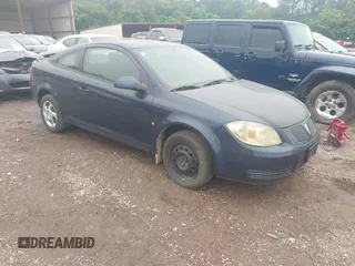 2008 Pontiac G5 z VIN 1G2AL18F187245231, wystawiony jako IAAI lot #42294288 z przebiegiem 154 967 mil mil oraz . Historia ofert i sprzedaży dostępna na DreamBid. Obrazek 1.