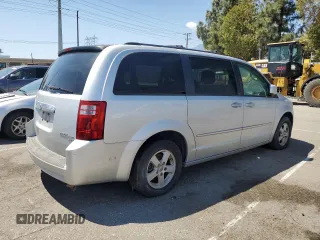 2010 Dodge Grand Caravan SXT z VIN 2D4RN5D13AR331626, wystawiony jako Copart lot #55522315 z przebiegiem 170 202 mil mil oraz Czysty tytuł • Clean title. Historia ofert i sprzedaży dostępna na DreamBid. Obrazek 3.