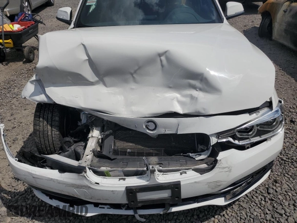 2018 BMW 3 Series 330i with VIN WBA8B9C5XJEE83087, listed as a Copart auction lot 58171245 with 69,846 mi miles and Salvage title. Bid and sale history available at DreamBid. Image 11.