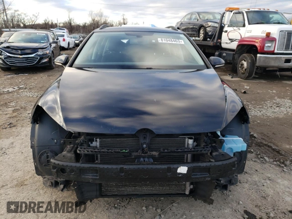2018 Volkswagen Golf S z VIN 3VW117AU1JM753284, wystawiony jako Copart lot #81048463 z przebiegiem 103 464 mil mil oraz . Historia ofert i sprzedaży dostępna na DreamBid. Obrazek 5.