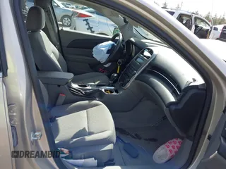 2014 Chevrolet Malibu LS with VIN 1G11B5SL3EF128149, listed as a IAAI auction lot 42117946 with 20,910 mi miles and . Bid and sale history available at DreamBid. Image 5.