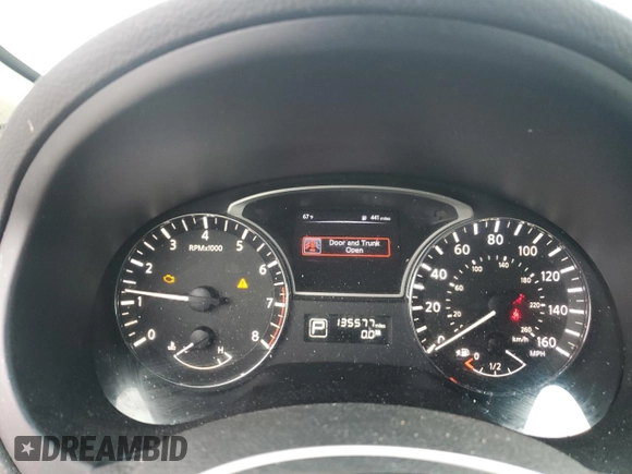 2015 Nissan Altima 2.5 z VIN 1N4AL3AP4FC438526, wystawiony jako Copart lot #54361345 z przebiegiem 135 577 mil mil oraz Szkoda całkowita • Salvage title. Historia ofert i sprzedaży dostępna na DreamBid. Obrazek 9.