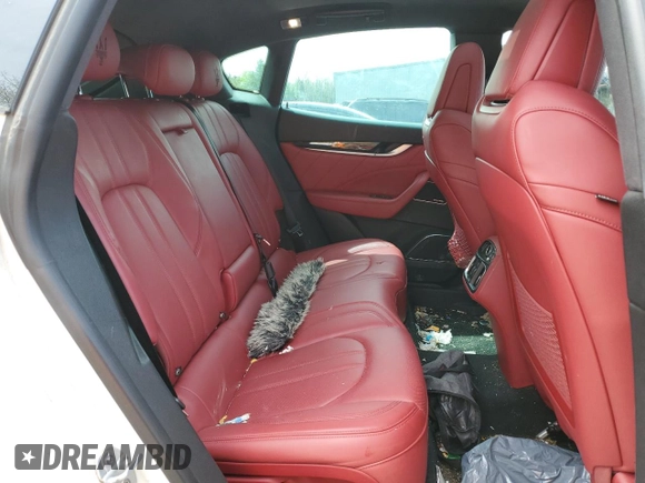 2020 Maserati Levante S z VIN ZN661YUS4LX353935, wystawiony jako Copart lot #52856194 z przebiegiem 36 118 mil mil oraz Czysty tytuł • Clean title. Historia ofert i sprzedaży dostępna na DreamBid. Obrazek 11.